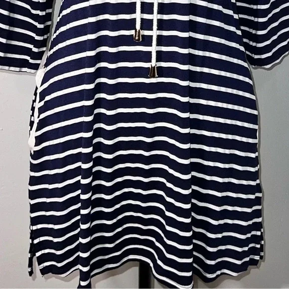 Dakini,M pocketed deepV contrast yoke, tassel drawstring waist side vents,hooded - Picture 6 of 8